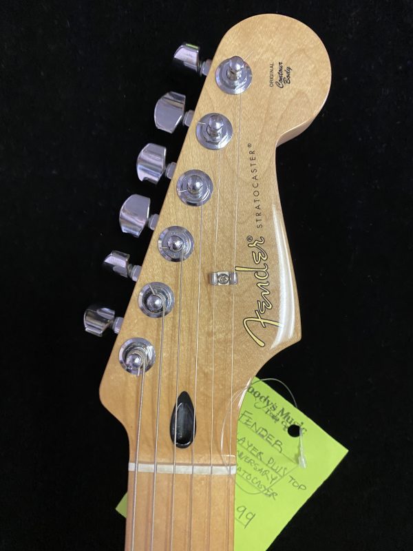 Fender Player Stratocaster HSS Plus Top Maple Fingerboard Limited-Edition Electric Guitar Sienna Sunburst - Gig Bag - Image 4