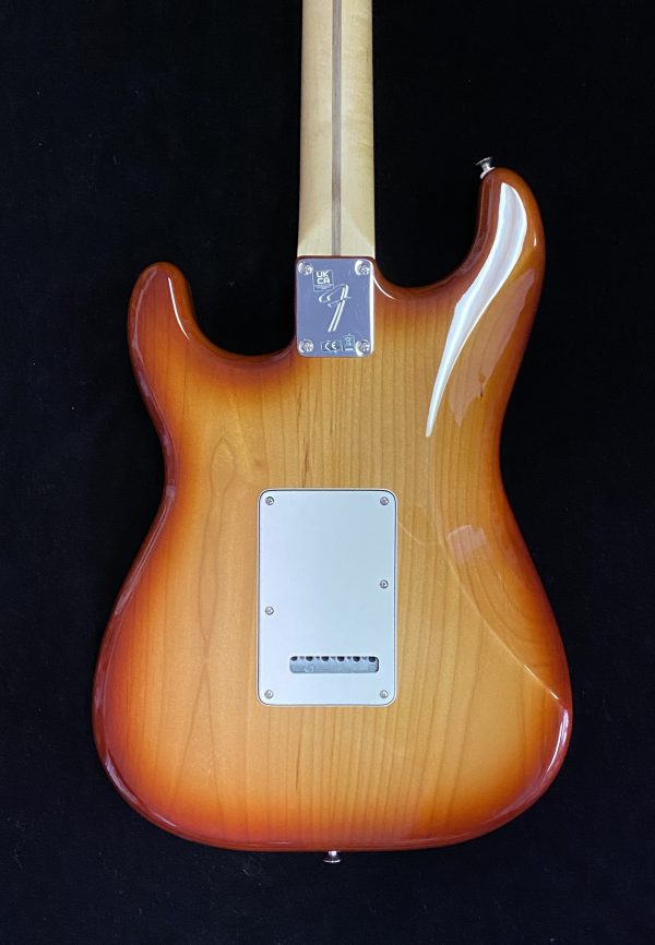 Fender Player Stratocaster HSS Plus Top Maple Fingerboard Limited-Edition Electric Guitar Sienna Sunburst - Gig Bag - Image 5