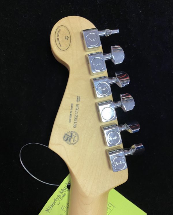 Fender Player Stratocaster HSS Plus Top Maple Fingerboard Limited-Edition Electric Guitar Sienna Sunburst - Gig Bag - Image 7
