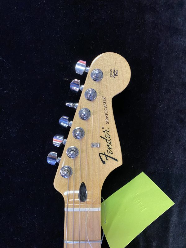 2014 Fender Standard Stratocaster - Image 4