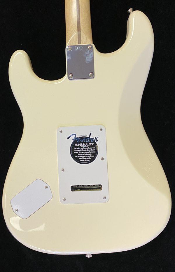 Fender MIM 2004 Roland Ready Stratocaster - Arctic White - Image 6