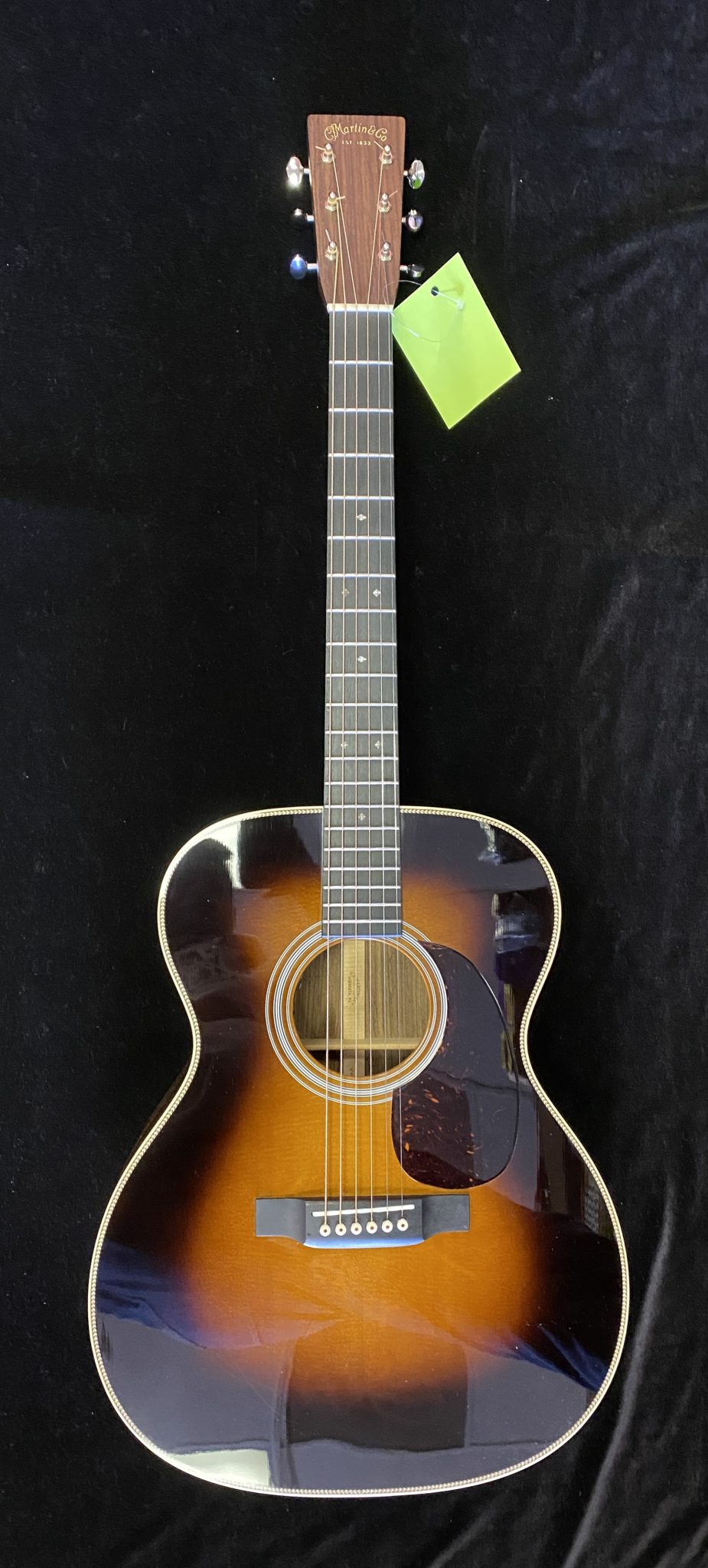 Martin 000 28 Standard Acoustic Guitar Ambertone Whard Case Woodys Music Store Tega Cay 7655