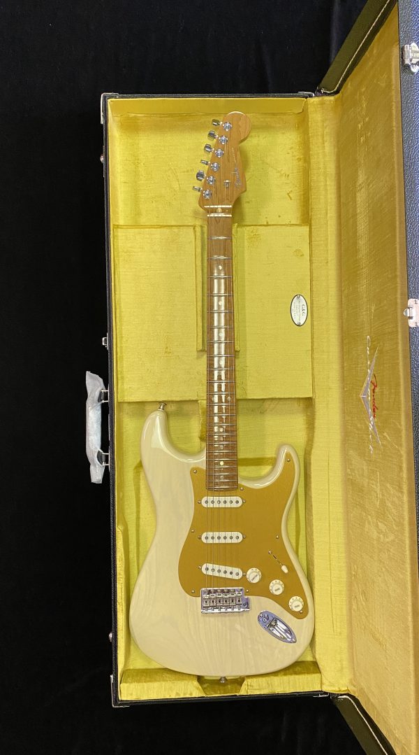 Fender Custom Shop NOS Stratocaster - Honey Blonde w/GandG Hard Case (2023) - Image 10