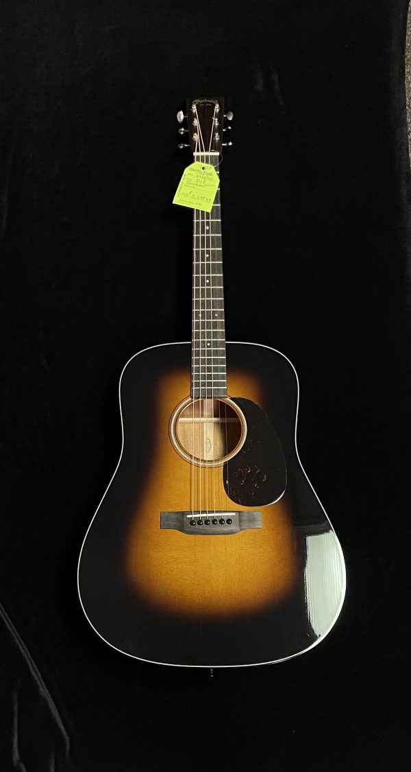 Martin D-18 Sunburst