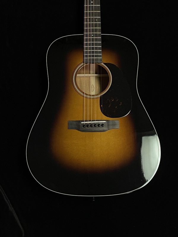 Martin D-18 Sunburst - Image 3