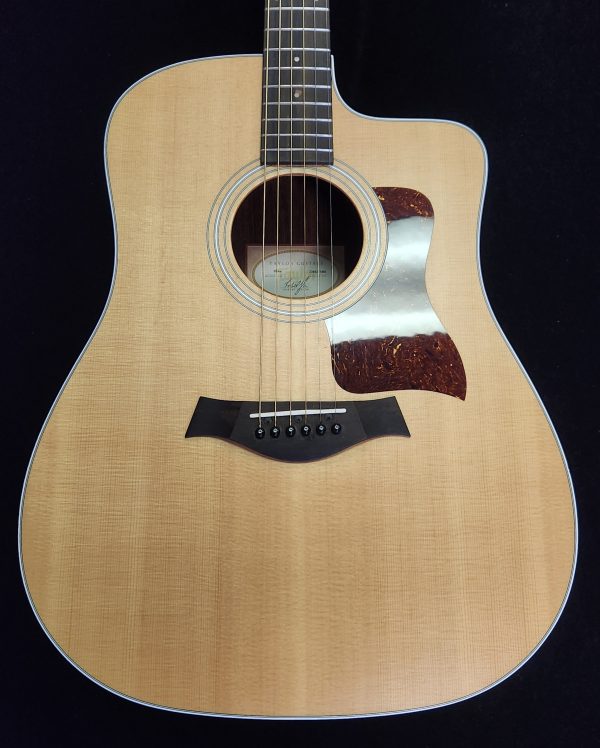 2021 Taylor 210ce Acoustic Guitar w/ gigbag - Image 2