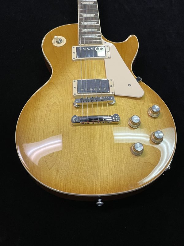 Gibson Les Paul Classic Electric Guitar - Honeyburst 2019 - Image 4