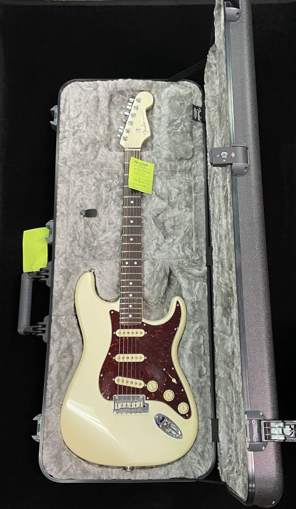 2020 Fender GC Showcase USA Stratocaster - Image 3