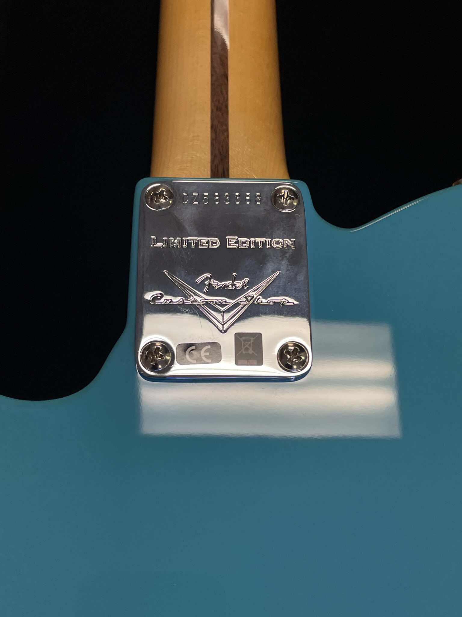 Fender Custom Shop Custom Deluxe Telecaster w/Twisted Tele Pickups Taos Turquoise - Image 11