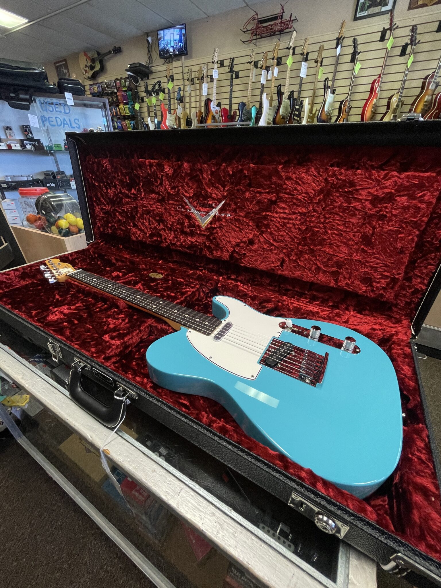 Fender Custom Shop Custom Deluxe Telecaster w/Twisted Tele Pickups Taos Turquoise - Image 14